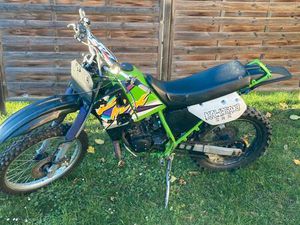 KAWASAKI KMX 125 CCM 2TAKT GÜNSTIG ABZUGEBEN