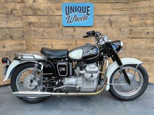 MOTO GUZZI V750 AMBASSADOR