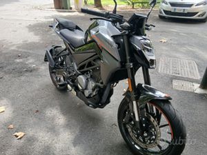 CFMOTO 300NK COME NUOVA