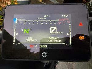 MT07 BJ.2023 AKRAPOVIC