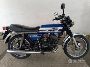 YAMAHA RD 250 - 1976 CONSERVATA