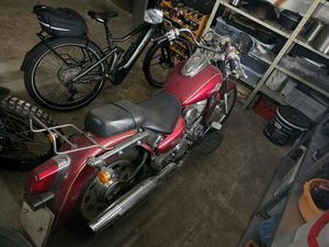 125 CHOPPER DAELIM VL DAYSTAR