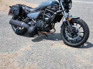 MOTO KAWASAKI ELIMINATOR 2024