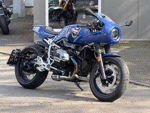 BMW R NINET RACER GAFFEL-KÖLSCH-AKRAPOVIC BJ19- 5TKM