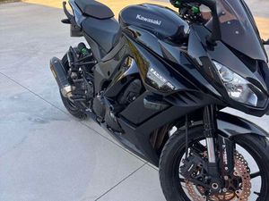 KAWASAKI Z1000SX-AKRAPOVIC-ABS-KTRC