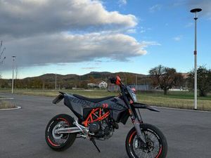 KTM SMC R