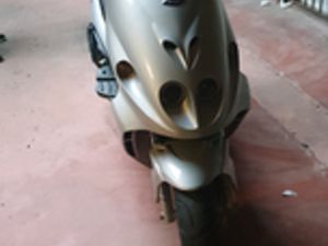 MOTO SCOOTER A PARI AL NUOVO