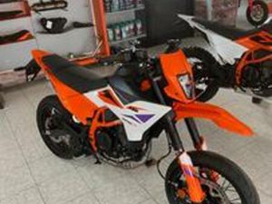 KTM 390 SMC R 2026