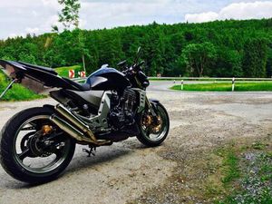 KAWASAKI Z1000 (ZRT00A)*LASER X-TREME*NAKED BIKE*BJ2006*