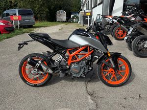 KTM 390 DUKE