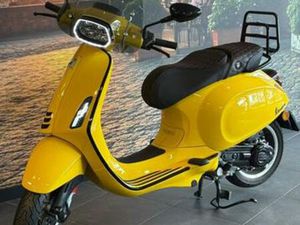 ❗️VESPA SPRINT E5 IGET BROM 45 KM EXCLUSIEVE VESPA❗️?◊ — SCOOTERS | VESPA — MARKTPLAATS