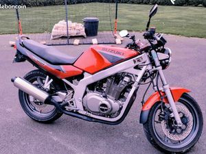 MOTO SUZUKI 500 GSE