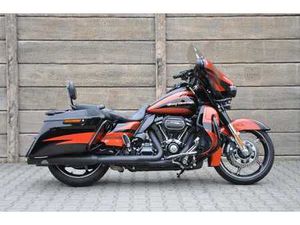 HARLEY-DAVIDSON FLHXSE CVO STREET GLIDE 2017