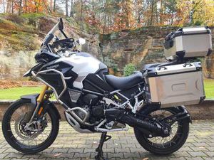 TRIUMPH TIGER 1200 RALLY EXPLORER - TOP STAV + VÝBAVA 15 000 KM