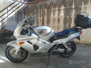 HONDA VFR 800 FI 2001