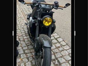 Z750 MOTO BRIDÉ À LA POIGNÉE MTT1