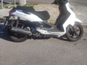 SCOOTER SYM . CITYCOM 300