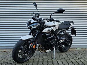 TRIUMPH STREET TRIPLE R A2 INKL. PROTECTION-PACK