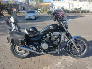 HONDA MAGNA V65 1100 →