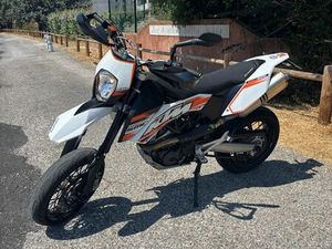 KTM SMC 690