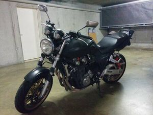 HONDA CB 1300 ABS (NOIR) EN PARFAIT ÉTAT!