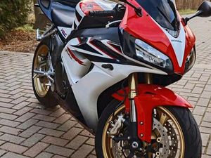 HONDA CBR 1000 RR HRC SONDEREDITION / HRP SC57 2006
