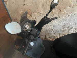 KYMCO YAGER GT 125 DEFEKT