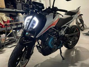 KTM 390 DUKE
