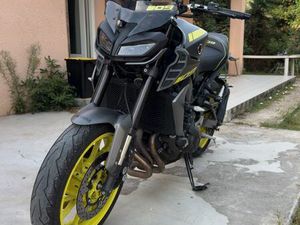YAMAHA MT09