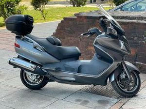 SUZUKI BURGMAN 650 EXECUTIVE