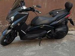 YAMAHA XMAX 400 IRON MAX