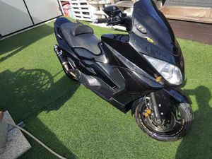 YAMAHA TMAX 500 NERO