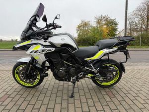 BENELLI TRK 502 NEUWERTIG TÜV 11/27 + ZUBEHÖR