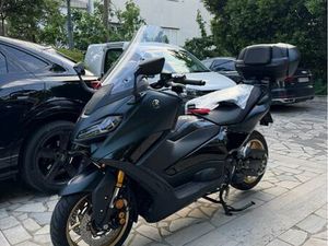 YAMAHA T-MAX 560 TECH 560 CM3, 2022 GOD.