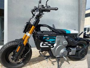 BMW - CE 02