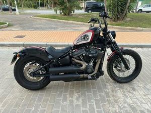 HARLEY DAVIDSON - STREET BOB 107