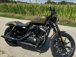HARLEY DAVIDSON IRON 883 SPORTSTER