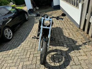 HARLEY-DAVIDSON &#034;DYNA STREETBOB&#034;