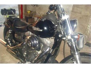HARLEY-DAVIDSON DYNA STREET BOB FXDB 2010 MIT 9000KM