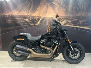 HARLEY-DAVIDSON FXFBS SOFTAIL FAT BOB 114 GUTES ZUBEHÖRPAKET