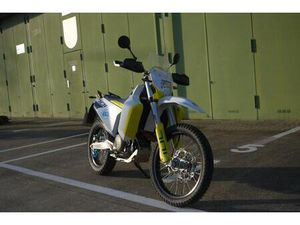 HUSQVARNA NR1 701 ENDURO GARANTIE 2/26 ZUSATZTANK EXTRAS