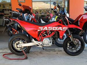 VENDO GASGAS SM 700 (2022 - 25) USATA A ALATRI (CODICE 9868133) - MOTO.IT