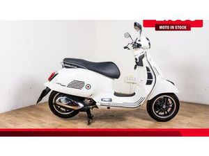 VENDO VESPA GTS 300 SUPER ABS (2014 - 16) USATA A ROMA (CODICE 9867780) - MOTO.IT