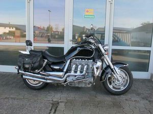 TRIUMPH ROCKET III CLASSIC