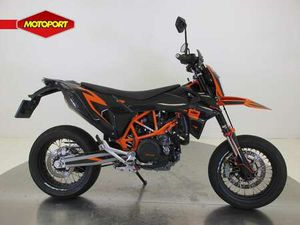KTM 690 SMC R ORANJE