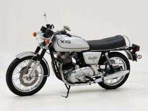 NORTON COMMANDO 850 '75 CH30294 ZILVER