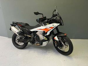 VENDO KTM 790 ADVENTURE (2025 - 26) USATA A MILANO (CODICE 9813896) - MOTO.IT