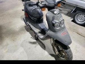SUCHE EINEN PEUGEOT SQUAB ZUSTAND EGAL