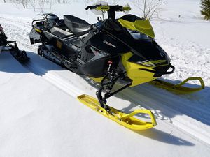 X-RS IRON DOG 600R E-TEC