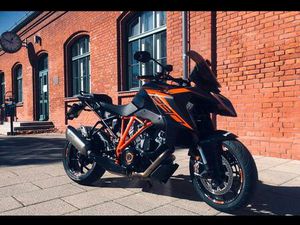 !! KTM SUPERDUKE1290 GT - CARBON EDITION!!